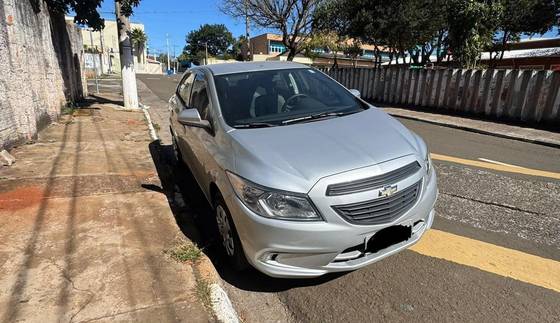CHEVROLET ONIX 1.0 MPFI LS 8V FLEX 4P MANUAL CHEVROLET ONIX 1.0 MPFI LS 8V FLEX 4P MANUAL